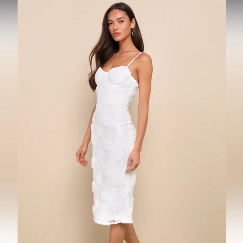 Lulus White Romantic Lace Textured Bodycon Midi Dress Sz.S NWT - Picture 2 of 16